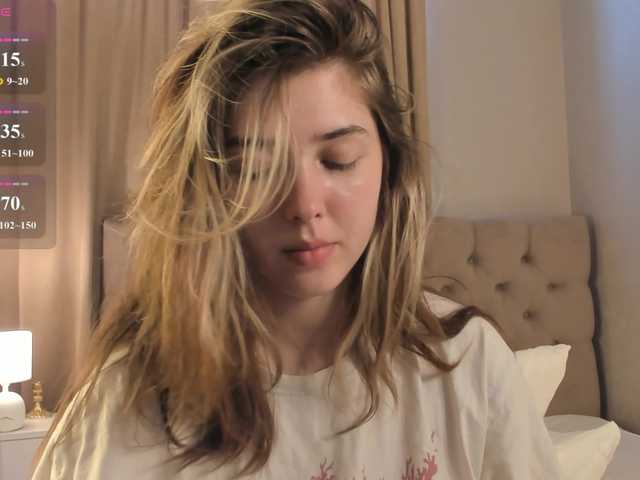 Vanessa-Walters live cam on BongaCams