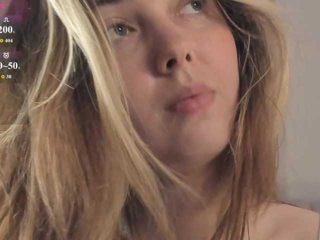 Vanessa-Walters live cam on BongaCams