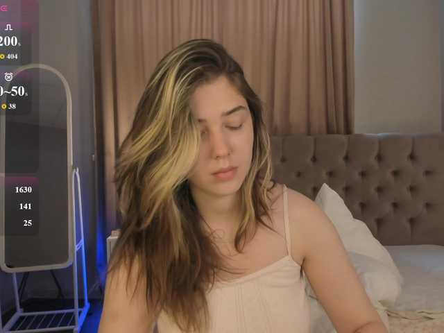 Vanessa-Walters live cam on BongaCams