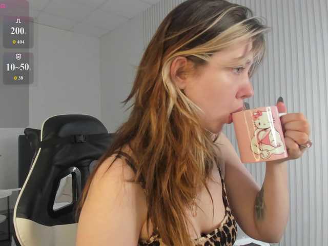 Vanessa-Walters live cam on BongaCams