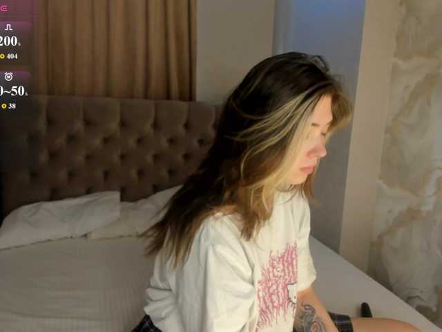 Vanessa-Walters live cam on BongaCams
