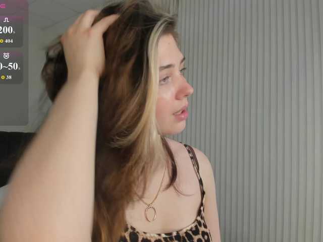 Vanessa-Walters live cam on BongaCams