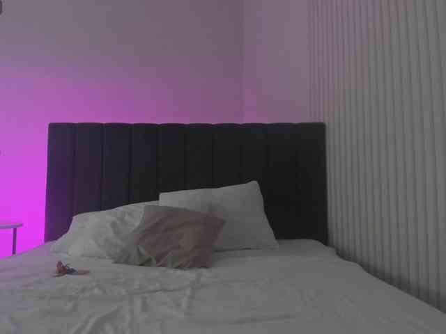 Vanessa-Walters webcam