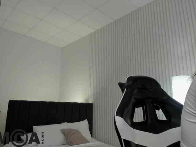 Vanessa-Walters webcam