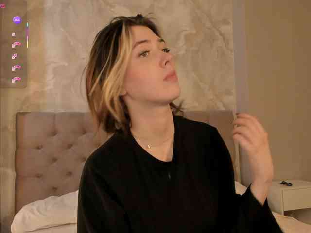 Vanessa-Walters webcam