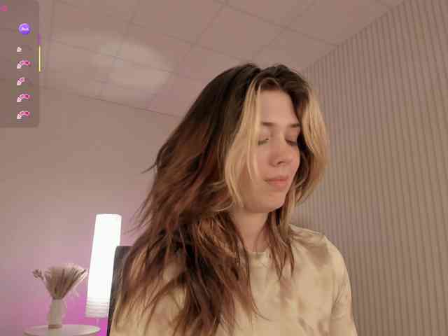 Vanessa-Walters webcam