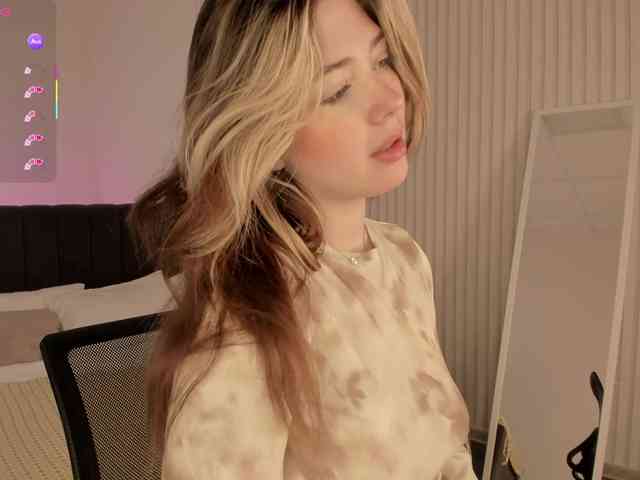 Vanessa-Walters webcam