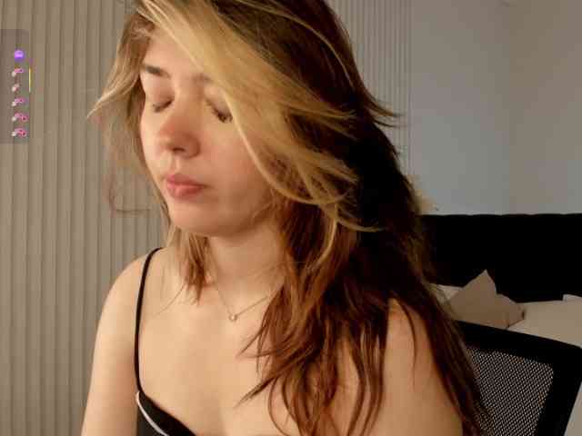 Vanessa-Walters webcam