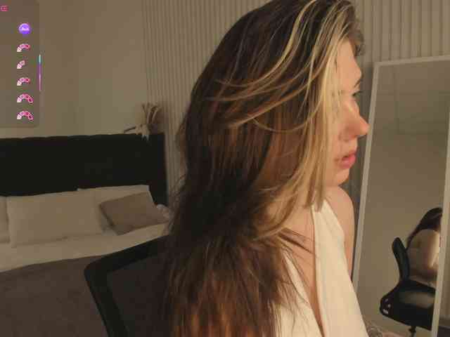 Vanessa-Walters webcam