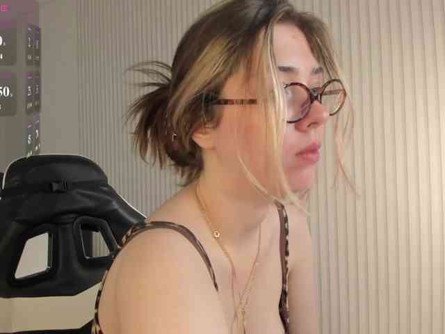Vanessa-Walters webcam