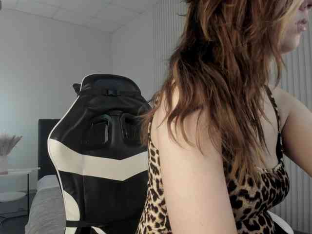 Vanessa-Walters webcam