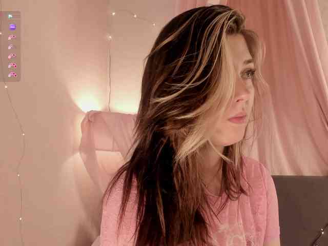 Vanessa-Walters webcam