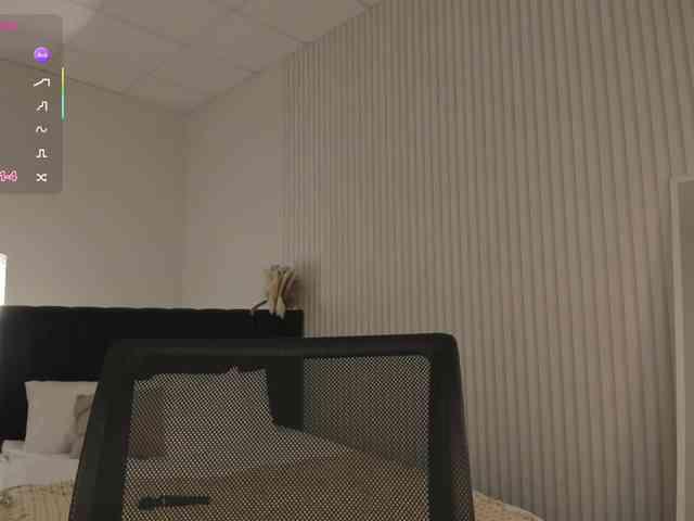Vanessa-Walters webcam