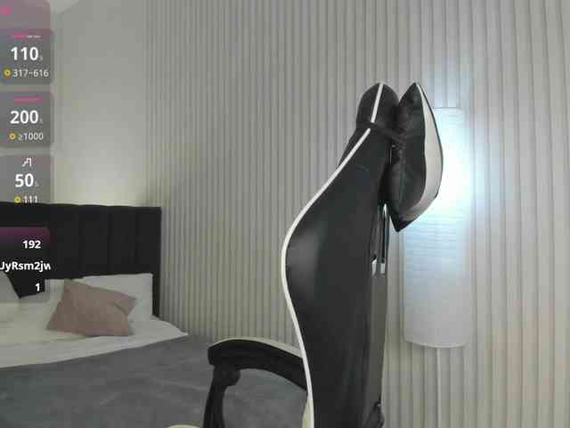 Vanessa-Walters webcam