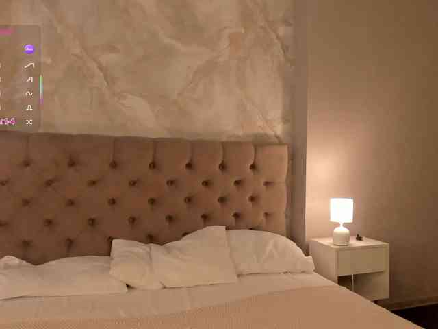 Vanessa-Walters webcam