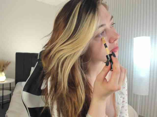 Vanessa-Walters webcam