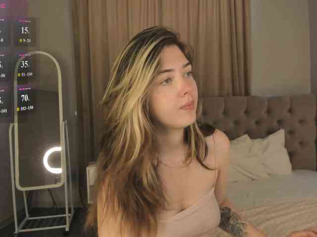 Vanessa-Walters webcam