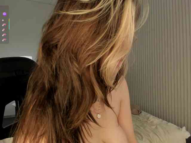 Vanessa-Walters webcam