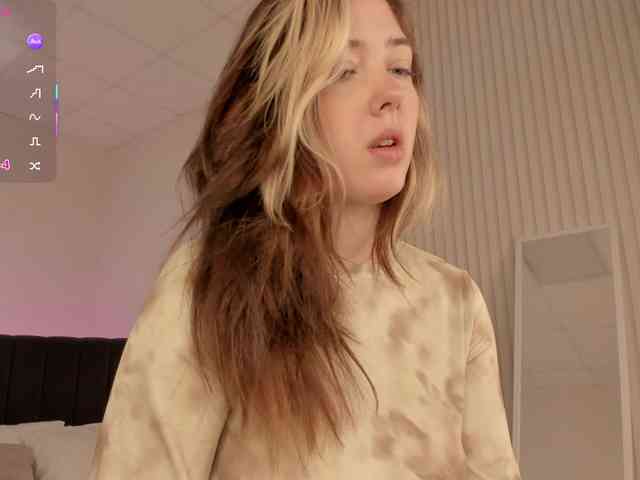 Vanessa-Walters webcam