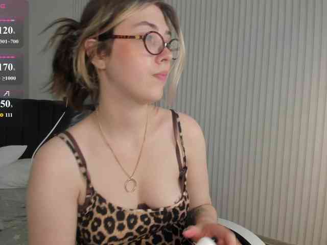 Vanessa-Walters webcam