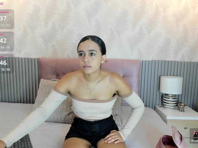 sisi-rosex live cam on BongaCams