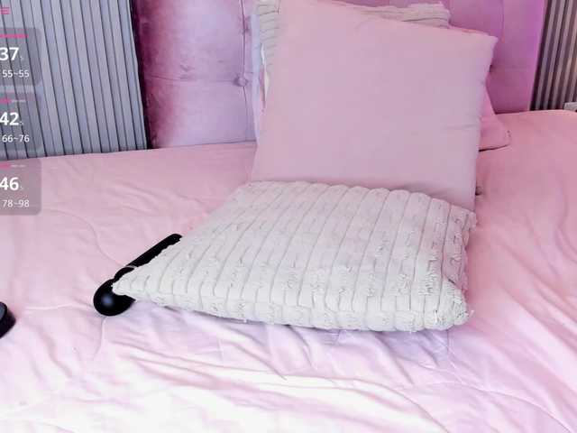 sisi-rosex live cam on BongaCams