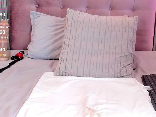 sisi-rosex live cam on BongaCams