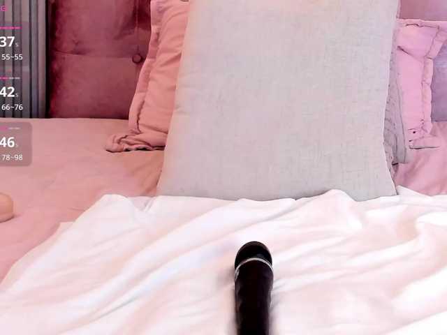 sisi-rosex live cam on BongaCams