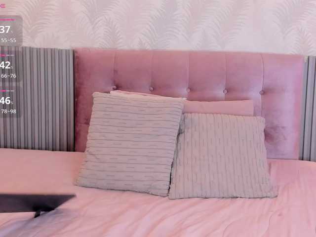 sisi-rosex live cam on BongaCams