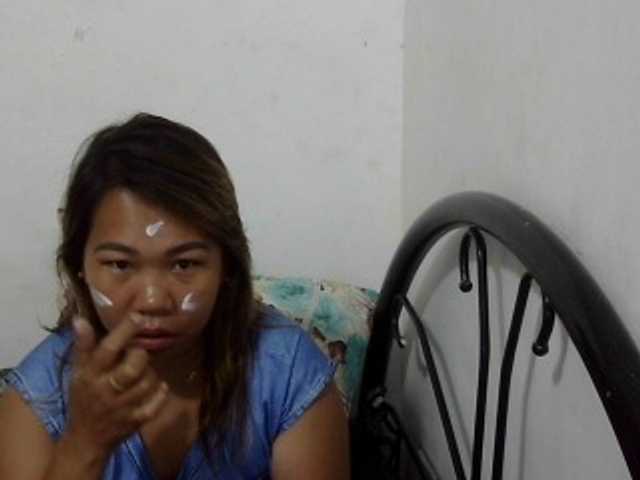 Bunnygreen live cam on BongaCams