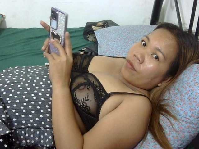 Bunnygreen's BongaCams show and profile