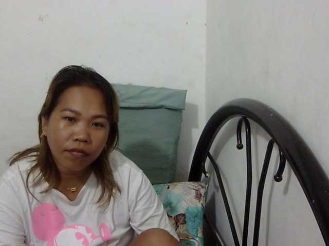 Bunnygreen live cam on BongaCams