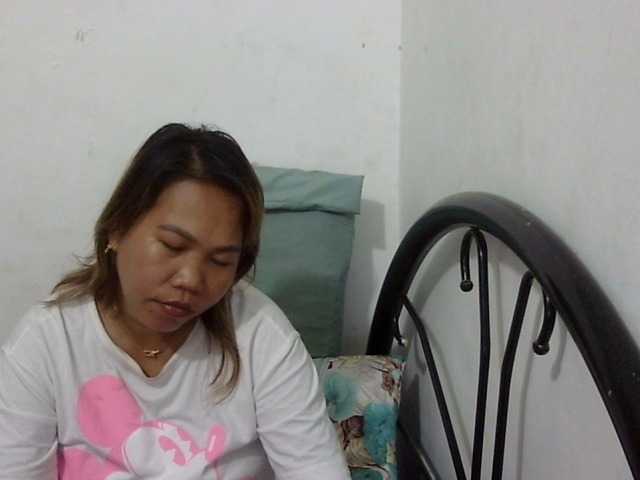 Bunnygreen live cam on BongaCams