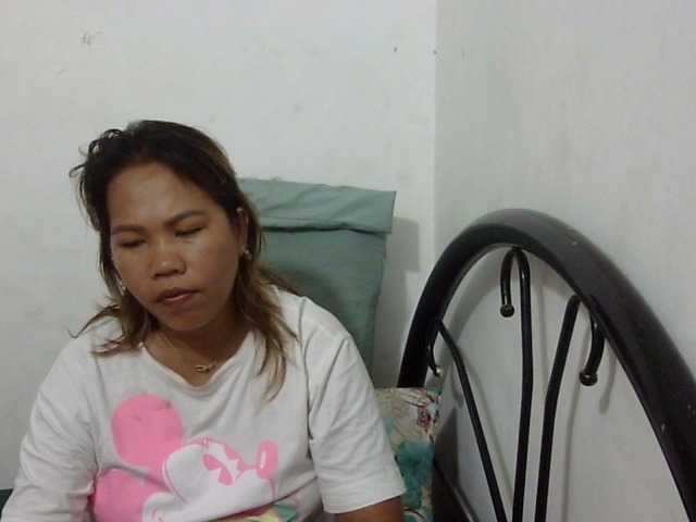 Bunnygreen live cam on BongaCams