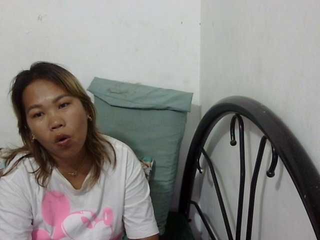 Bunnygreen live cam on BongaCams