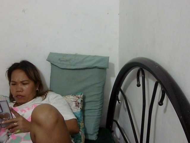 Bunnygreen live cam on BongaCams