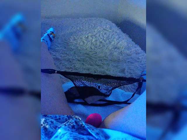 Piff_Pawlady live cam preview