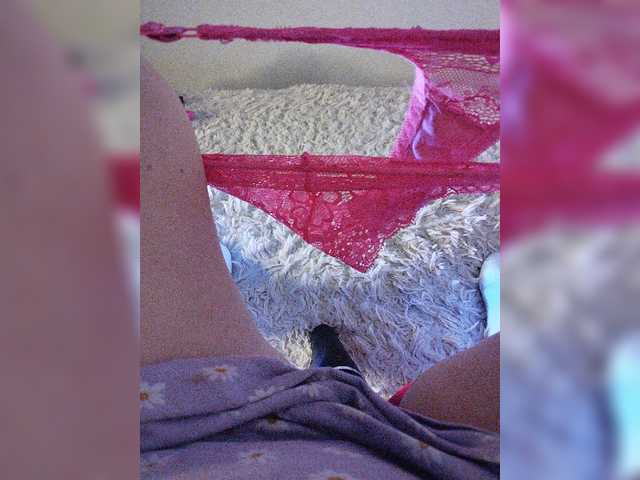 Piff_Pawlady live cam preview
