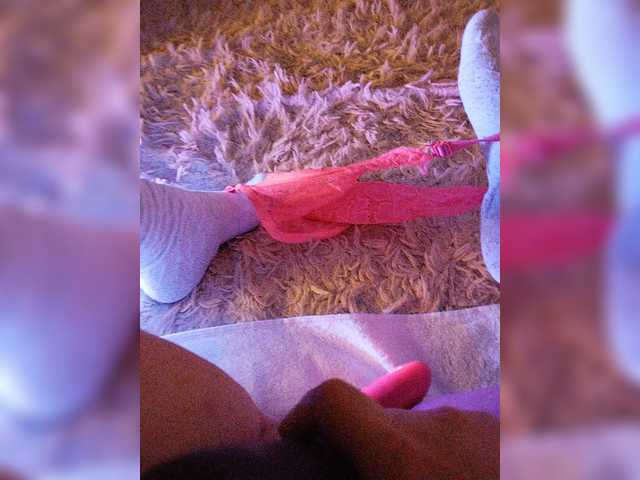 Piff_Pawlady live cam preview