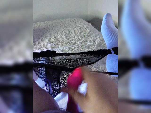 amazingtits-5D live cam on BongaCams