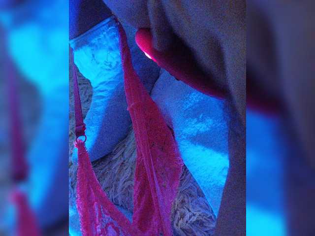 amazingtits-5D live cam on BongaCams