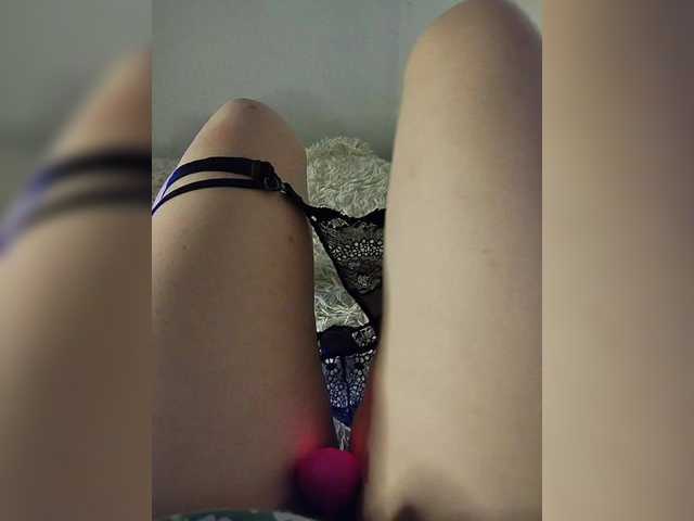 amazingtits-5D live cam on BongaCams