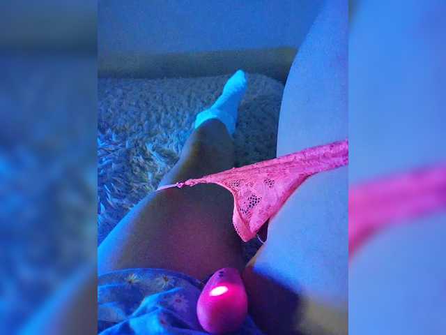 amazingtits-5D live cam on BongaCams