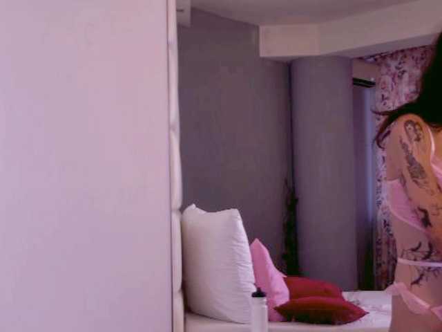 YasminStorm live cam on BongaCams