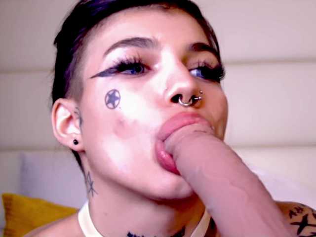 YasminStorm live cam on BongaCams
