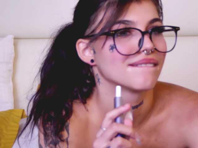 YasminStorm live cam on BongaCams
