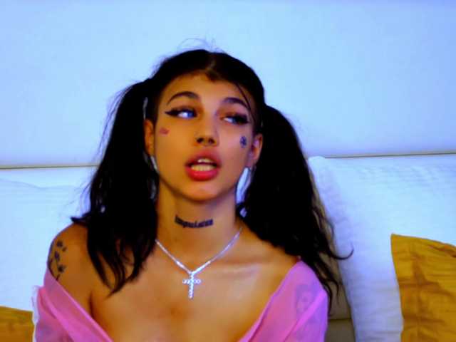YasminStorm live cam on BongaCams
