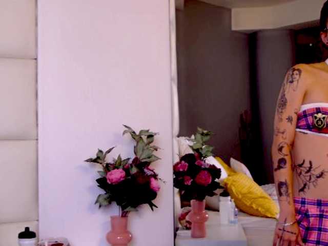 YasminStorm live cam on BongaCams