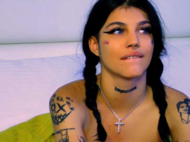 YasminStorm live cam on BongaCams