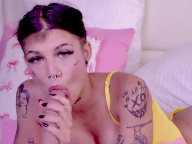 YasminStorm live cam on BongaCams